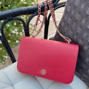 NWT Tory Burch Robinson Adjustable Shoulder Bag